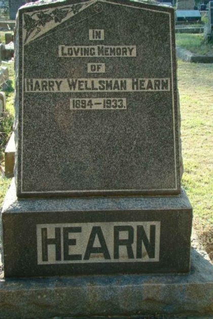Harry Hearn headstone Dundee cemetery